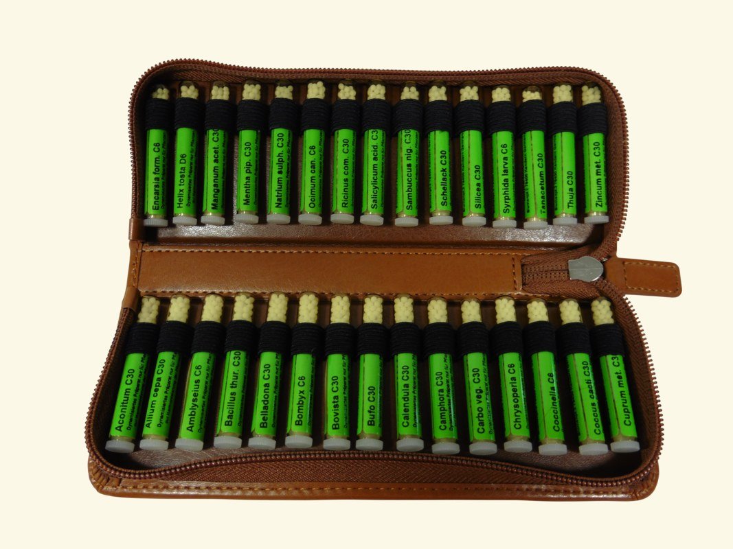 KAVIRAJ Basic Kit - 30 remedies in brown leather case